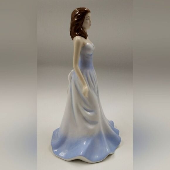 Royal Doulton England Bone China Gemstone Collection April Diamond Figurine - Picture 4 of 16